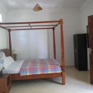 отель Amed Sari Beach Guesthouse