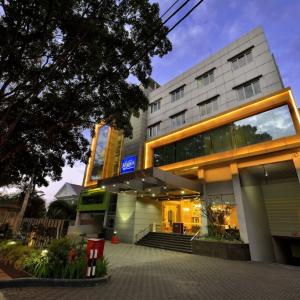 отель Grand Serela Setiabudhi Hotel Bandung