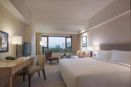 Отель New World Makati Hotel в о. Лусон - Филиппины