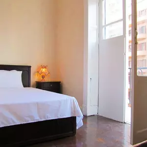отель Traveler's House Hotel