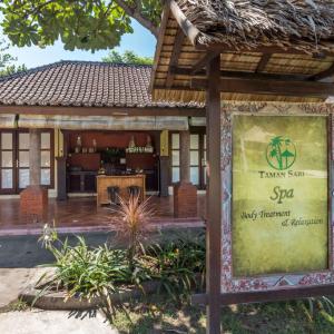 отель Taman Sari Bali Resort & Spa
