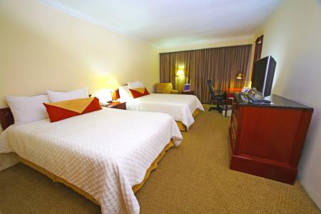 Krystal Urban Ciudad Juarez by US Consulate