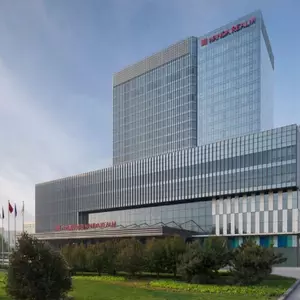 отель Wanda Realm Beijing