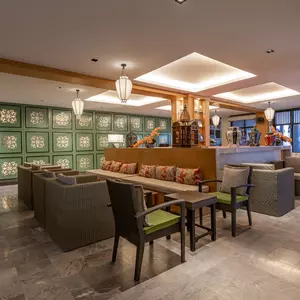 отель Sawaddi Patong Resort & Spa by Tolani