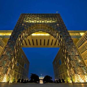 отель DoubleTree by Hilton Putrajaya Lakeside