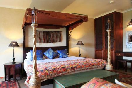 Far Hills Country Hotel