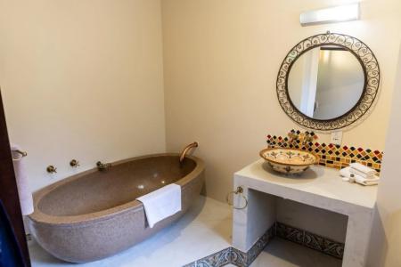 Far Hills Country Hotel