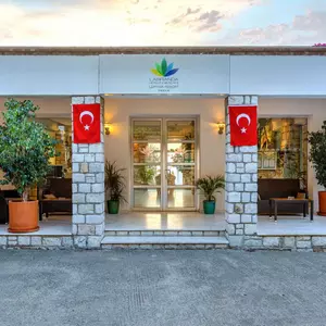 отель Loryma Resort Hotel