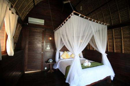 Отель Sunset Coin Lembongan Cottage and Spa в о. Лембонган - Индонезия
