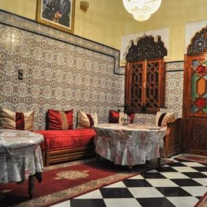 отель Riad Fatouma