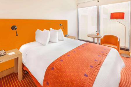 Отель Fairfield by Marriott Bogota Embajada в Богота - Колумбия