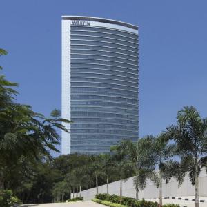 отель The Westin Mumbai Garden City