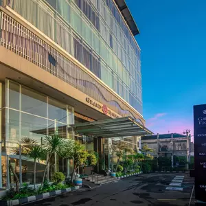 отель Grand Tjokro Yogyakarta