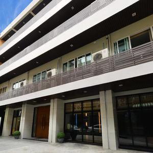отель iCheck inn Gems Center Silom