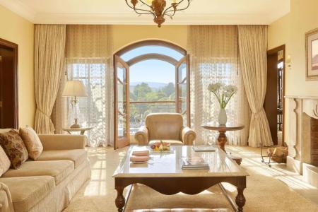 Fairmont Mount Kenya Safari