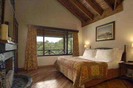 Fairmont Mount Kenya Safari