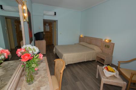 Golden Coast Hotel & Bungalows