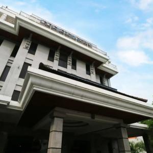 отель Bali Paradise City Hotel