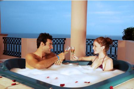 Golden Crown Paradise