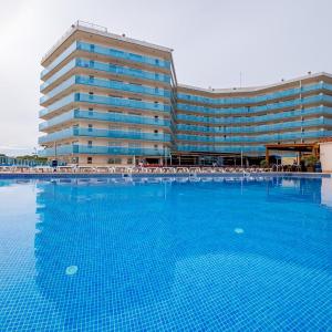 отель Golden Donaire Beach