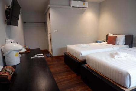 Отель Ibiza House Phi Phi в Ло Далум Бэй - Таиланд