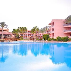 отель Parrotel Aqua Park Resort