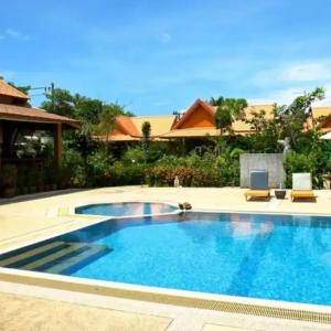 отель Отель Gerd and Noi Resort