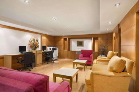 Отель Ramada by Wyndham Jaipur в Джайпур - Индия