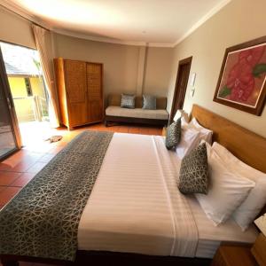 отель Beyond The Blue Horizon Villa Resort