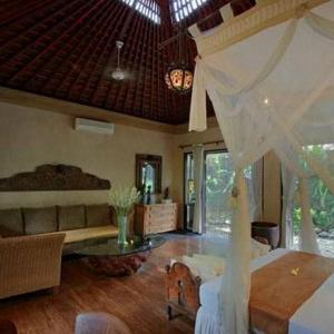 отель Taman Mesari Luxury Villas-Seminyak