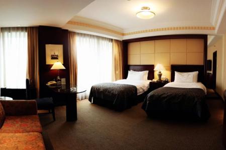 Lakeview Xuanwu Hotel