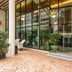 отель Amber Boutique Silom Hotel
