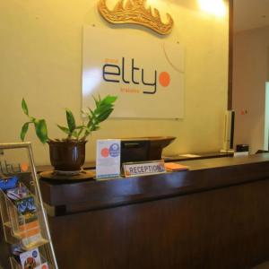 отель Grand Elty Krakatoa