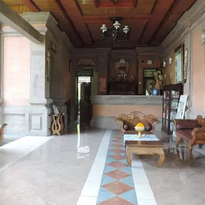 отель Nick's Hidden Cottages