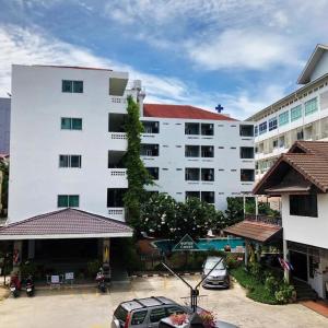 отель Sutus Court 1