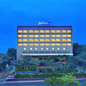 отель Radisson Blu Bengaluru Outer Ring Road