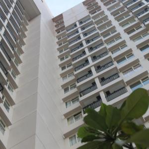отель Hotel Santika Depok