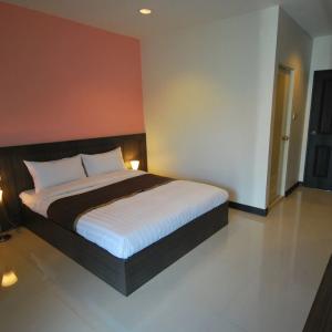 отель Baan Mi-Na