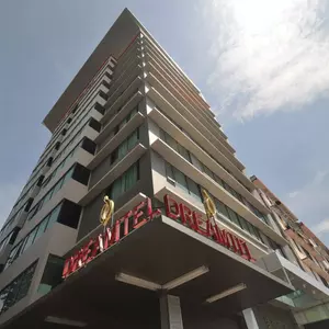 отель Dreamtel Kota Kinabalu