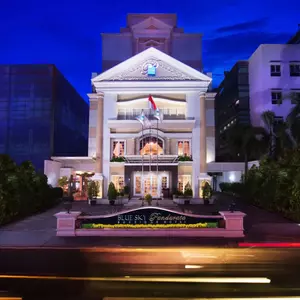 отель Blue Sky Pandurata Boutique Hotel