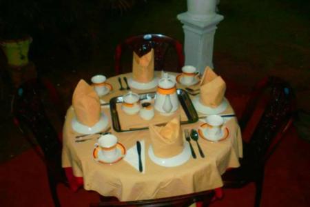 Отель Rock Cascade Homestay в Полоннарува - Шри-Ланка