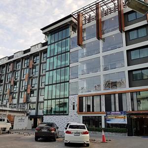 отель Izen Budget Hotel & Residence