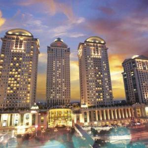 отель The Bellezza Suites Jakarta