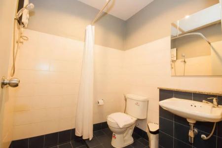 Отель Chalong Sea Breeze в Чалонг Бэй - Таиланд