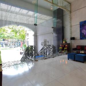 отель Iris Hotel Saigon