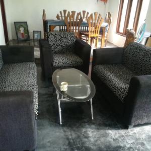 отель Tiny Holiday Resort