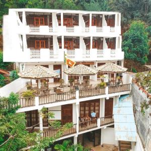 отель Mirissa Beach Inn