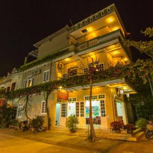 отель Moon's Homestay