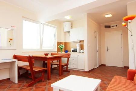 Отель Mila & Aleksandr Apartments в Бечичи - Черногория