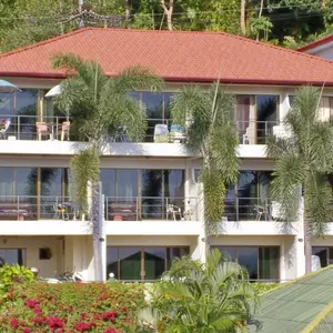 отель Mountain Seaview Luxury Apartments